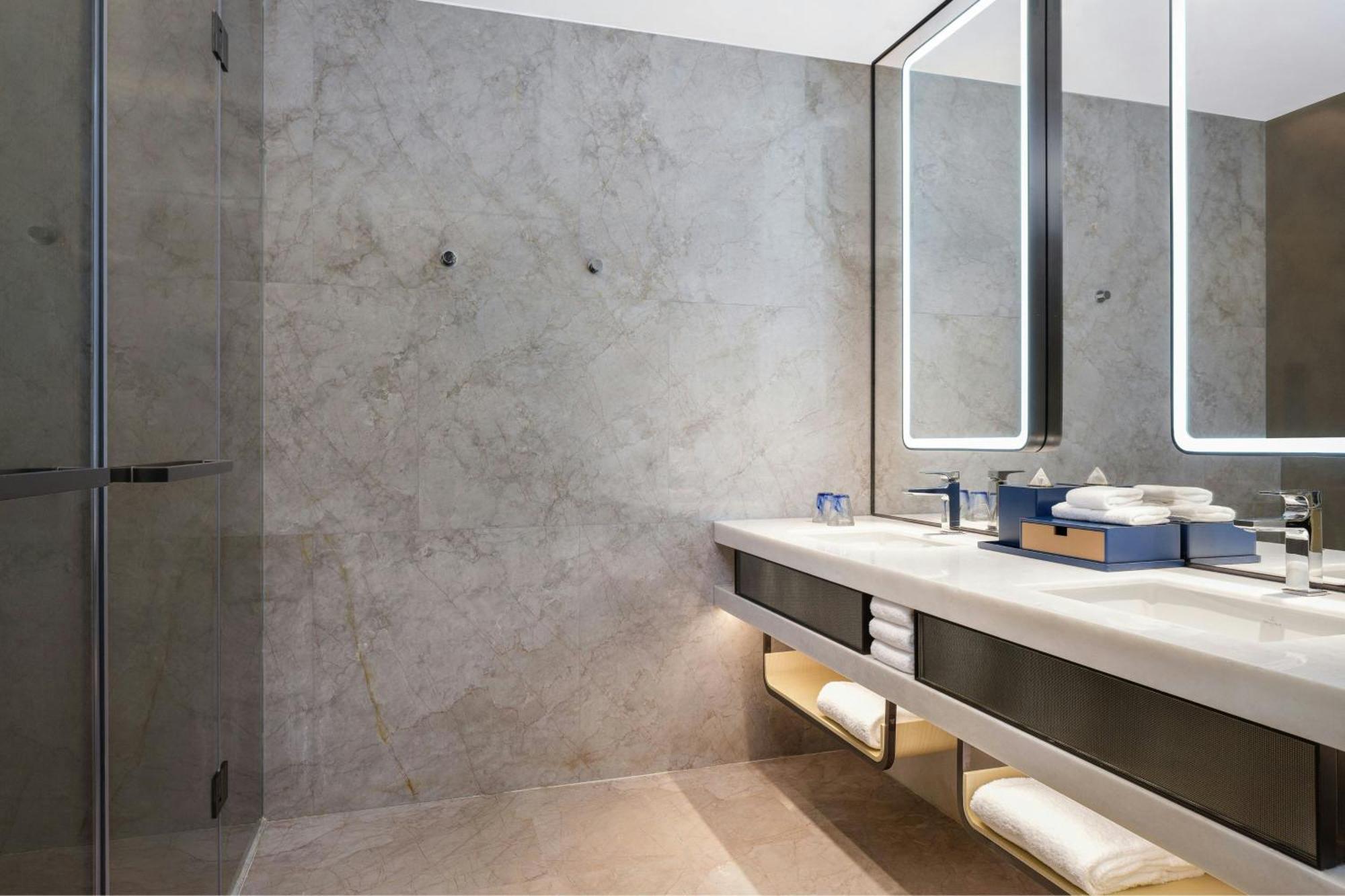 Renaissance Zhuhai Hotel Екстериор снимка